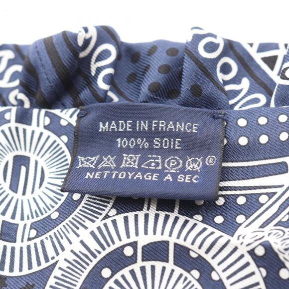 HERMES Black Silk Scarf - Picture 5 of 6